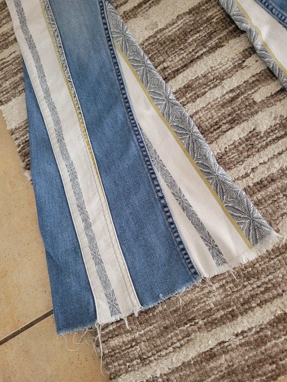 Free People Danica Boho Vintage Striped Flare Jeans Mid Rise 26W31L - Picture 7 of 10